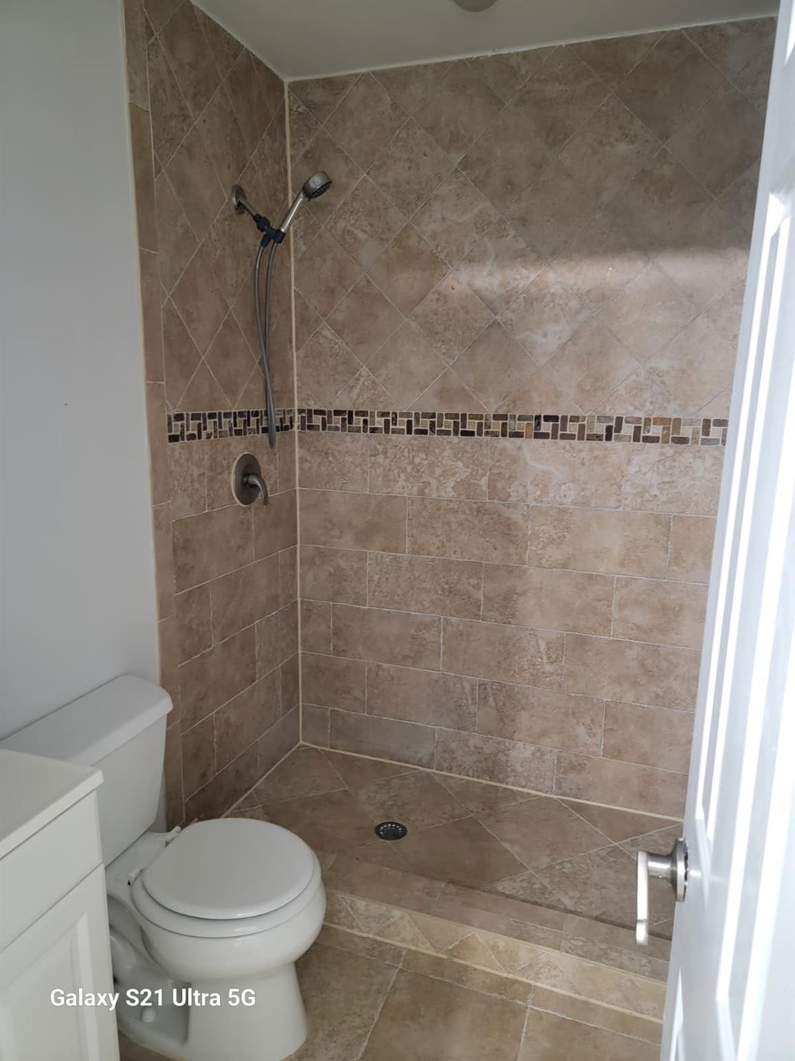 MAPLELEAF PATIO VILLAS AT - Residential Lease