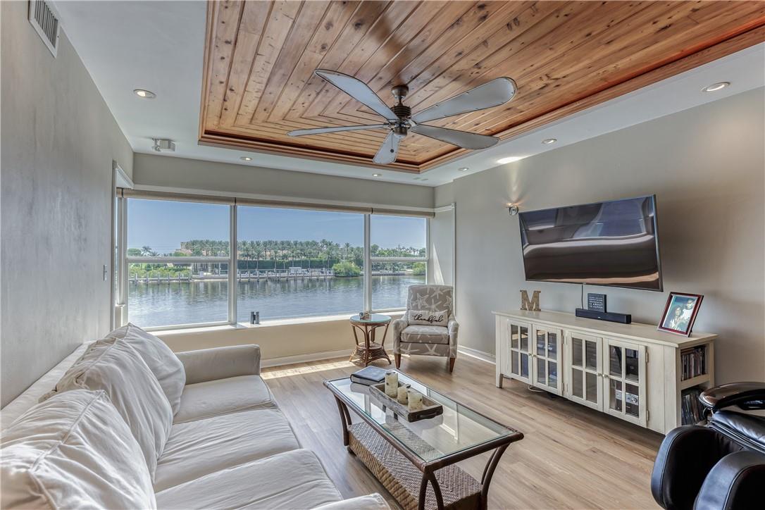 LIGHTHOUSE COLONY - Residential