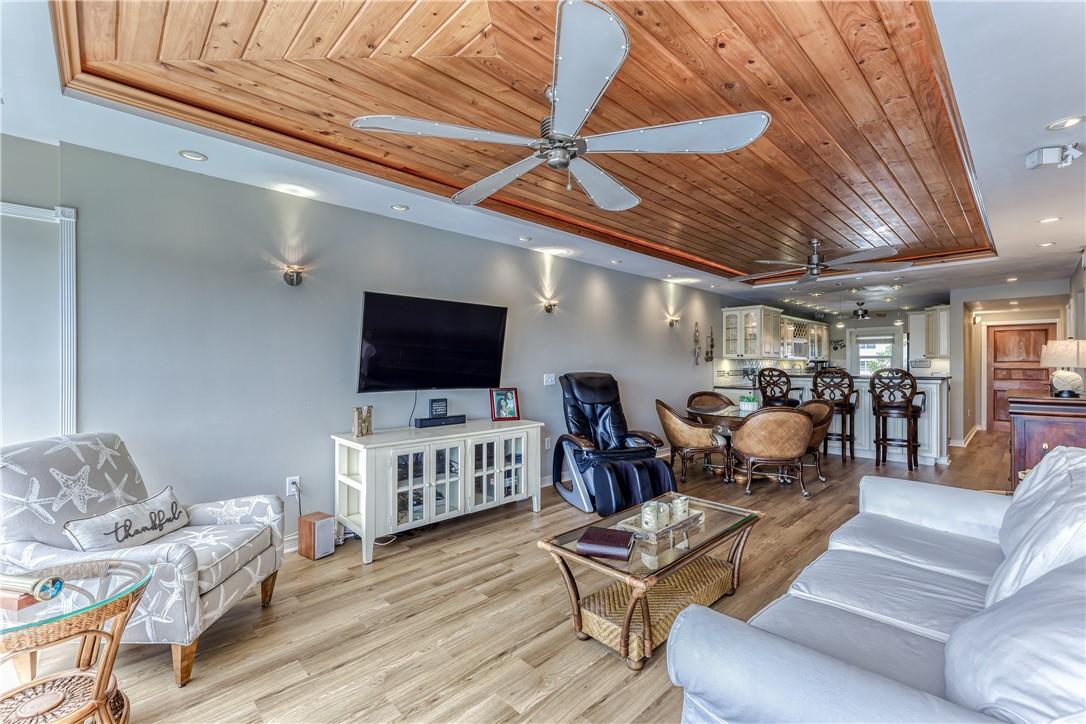 LIGHTHOUSE COLONY - Residential