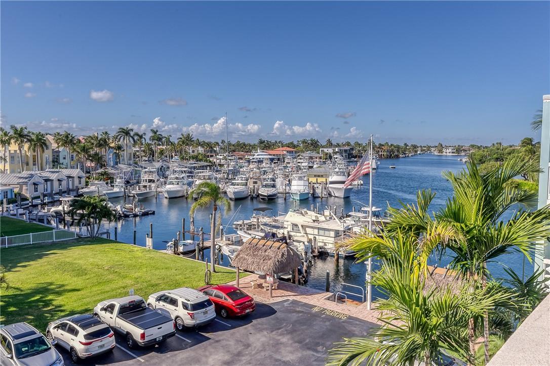 LIGHTHOUSE COLONY - Residential