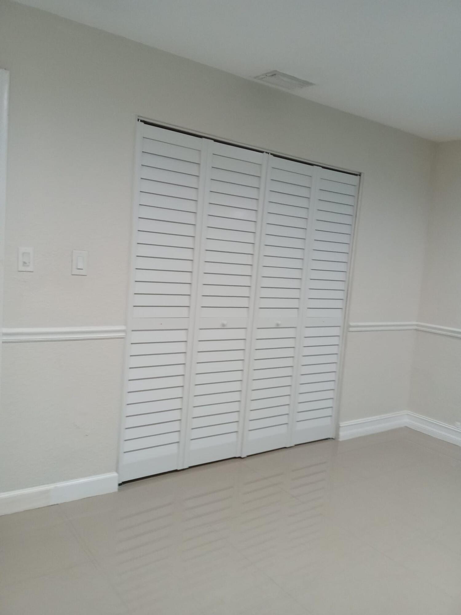 WESTWOOD COMMUNITY 5 - Residential Lease