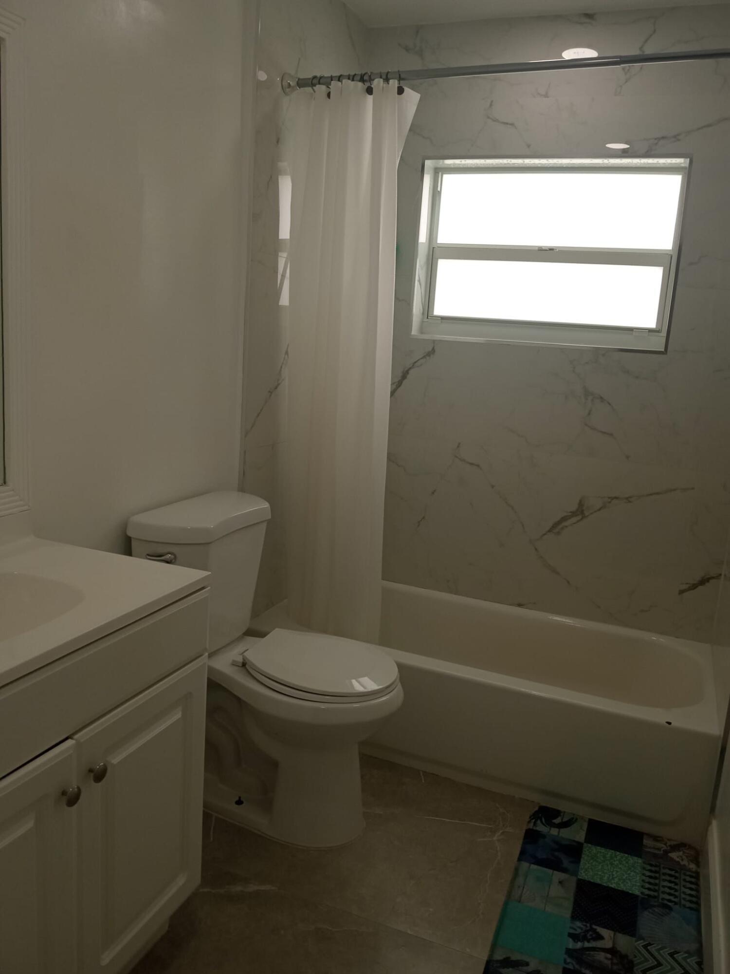 WESTWOOD COMMUNITY 5 - Residential Lease