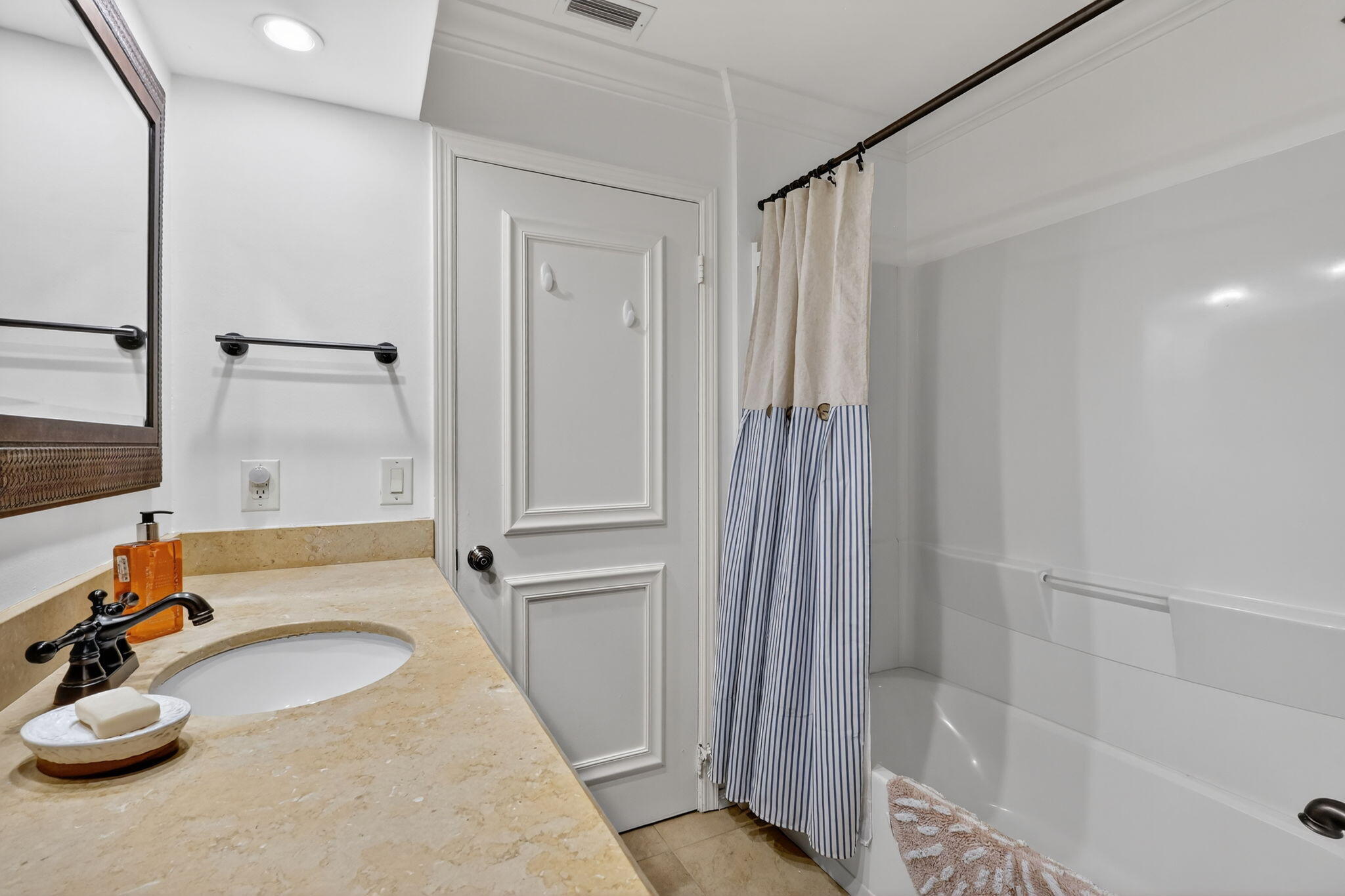 PALM VILLAS AT DELRAY BEA - Residential Lease