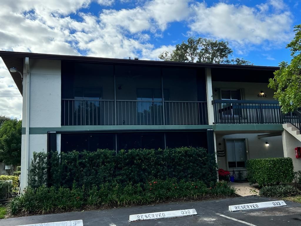 Photo of 6342 Chasewood Drive #E, Jupiter, FL 33458 (MLS # R10766782)