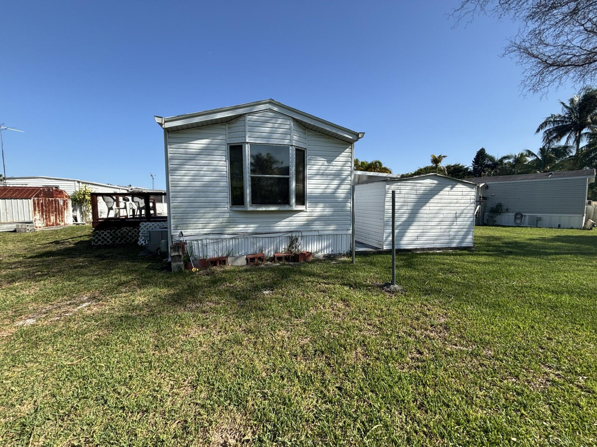 EVERGLADES LAKES - Residential