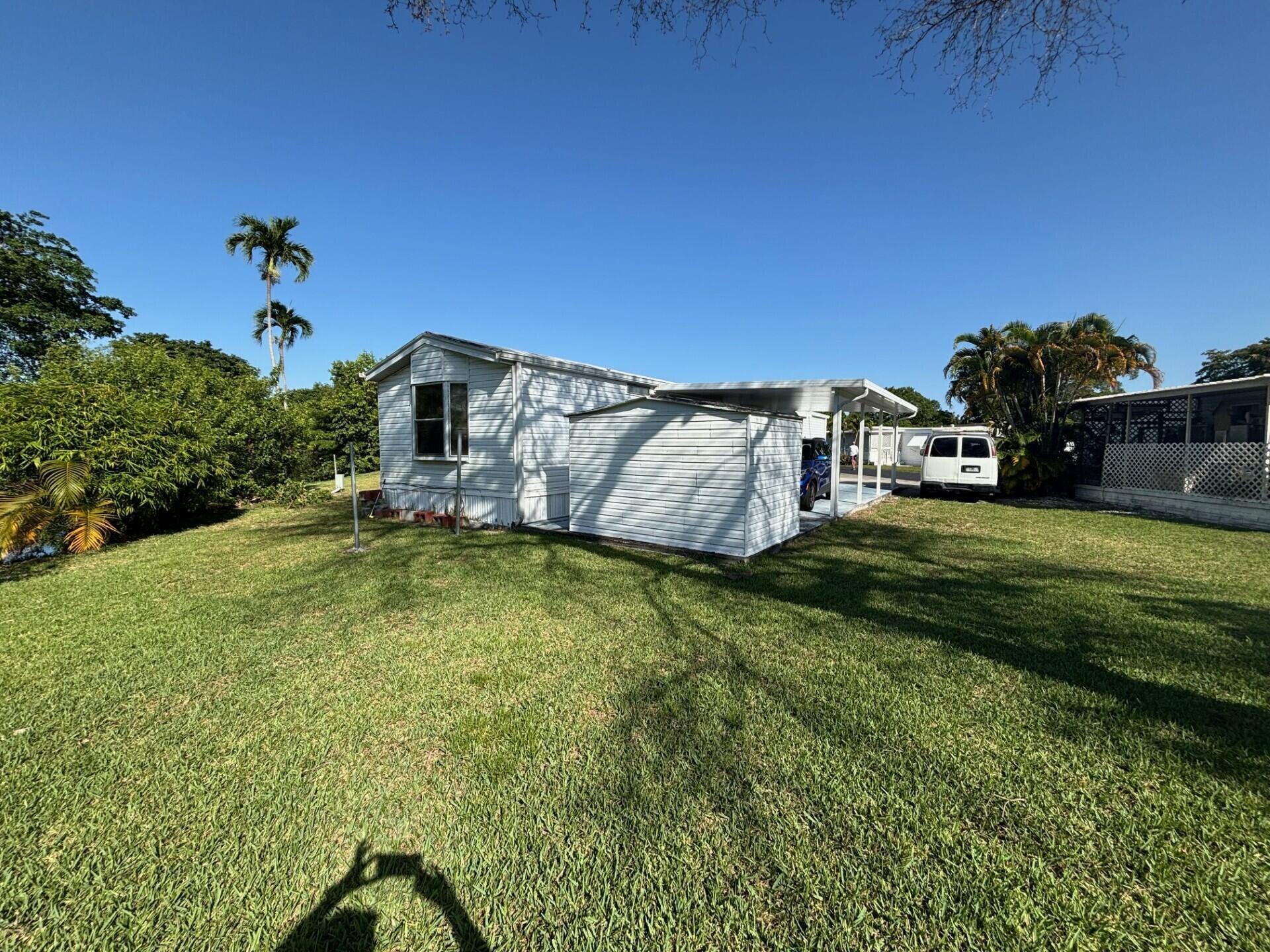 EVERGLADES LAKES - Residential