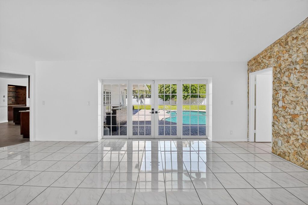 Photo of 1599 NW 14th Avenue NW, Boca Raton, FL 33486 (MLS # R11117282)