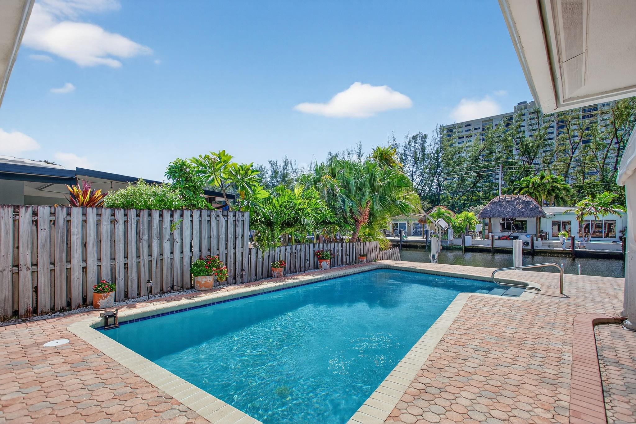 Pompano Isles 27-15 B - Residential