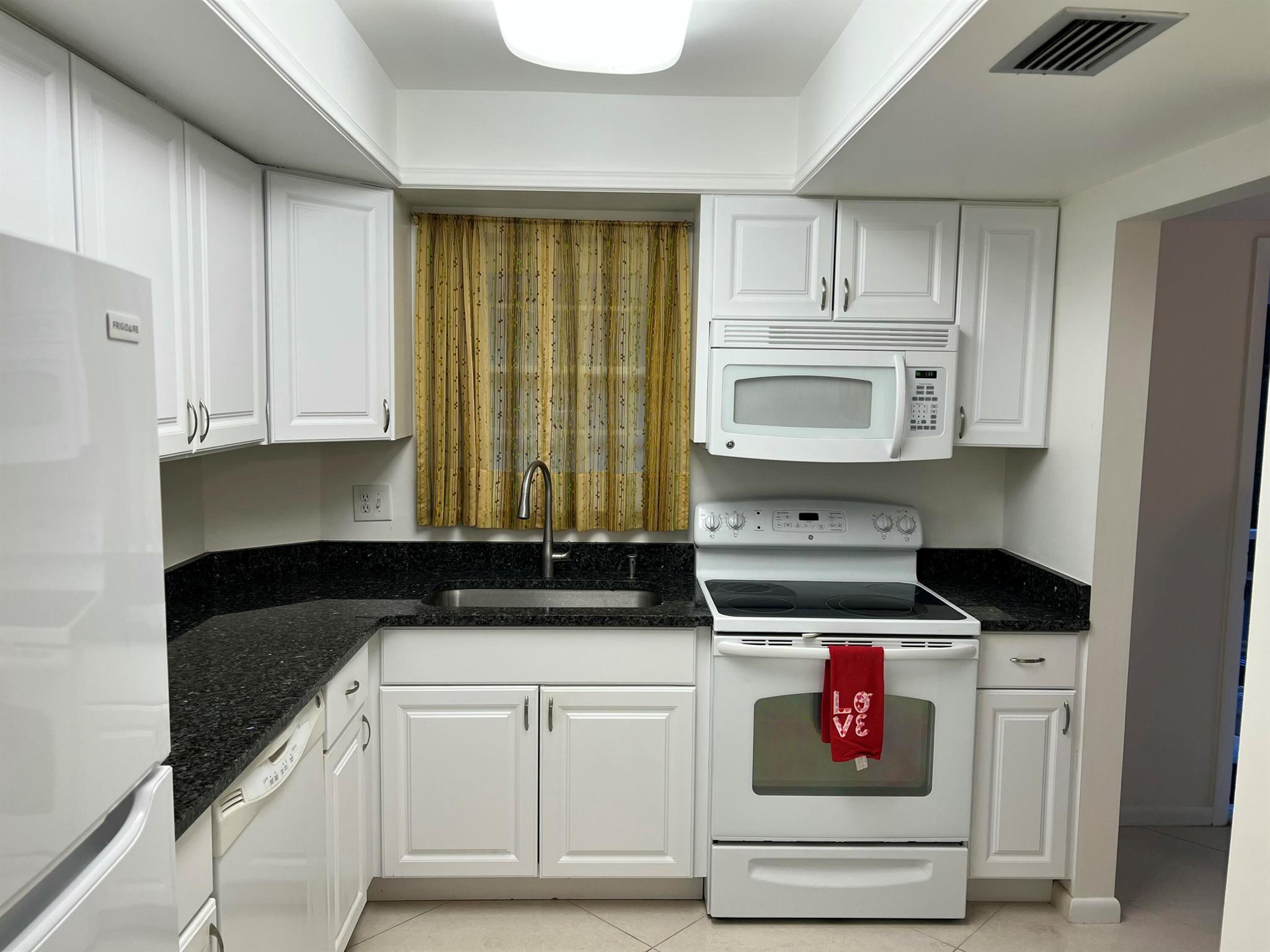 18081 SE Country Club Drive 7-69