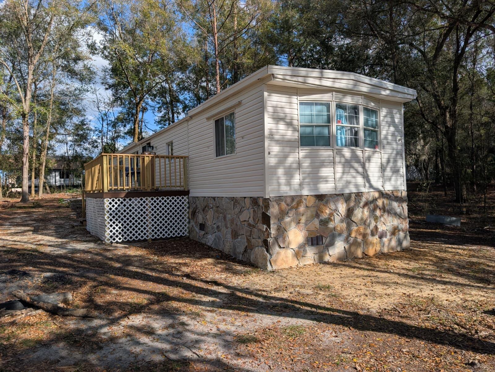 FOUR LAKES COMMUNITY - Residential