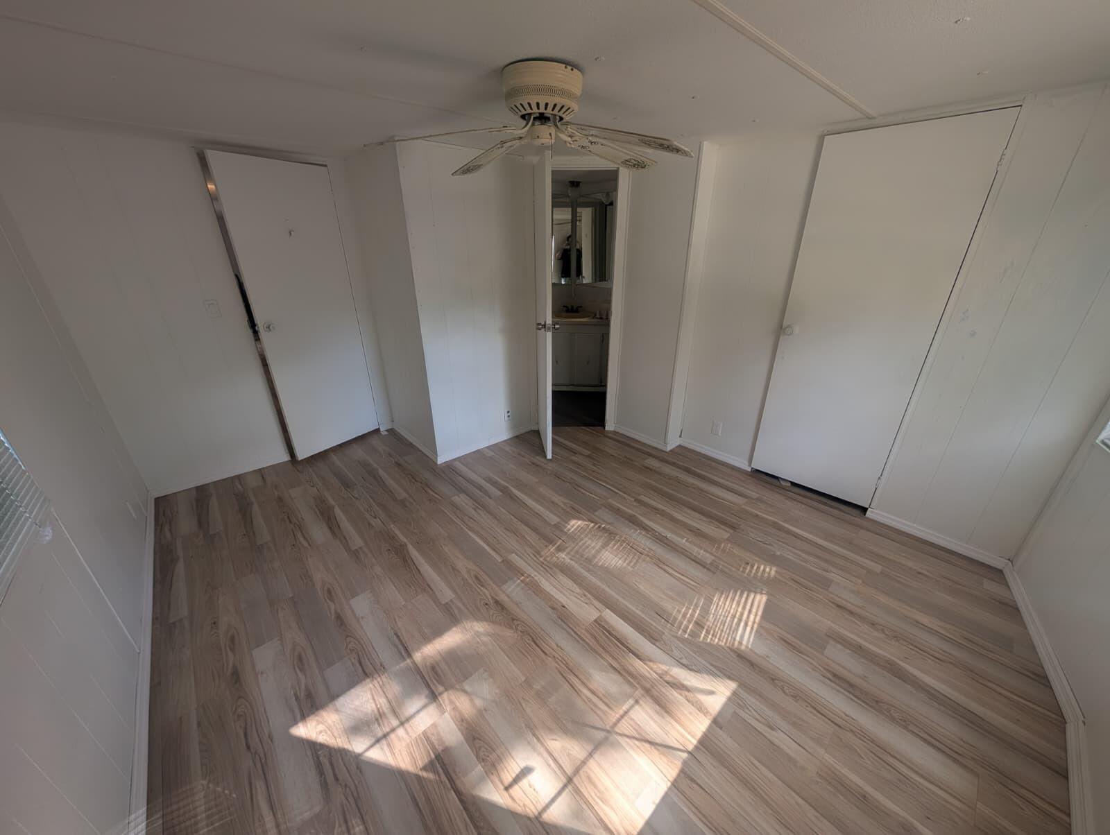 FOUR LAKES COMMUNITY - Residential