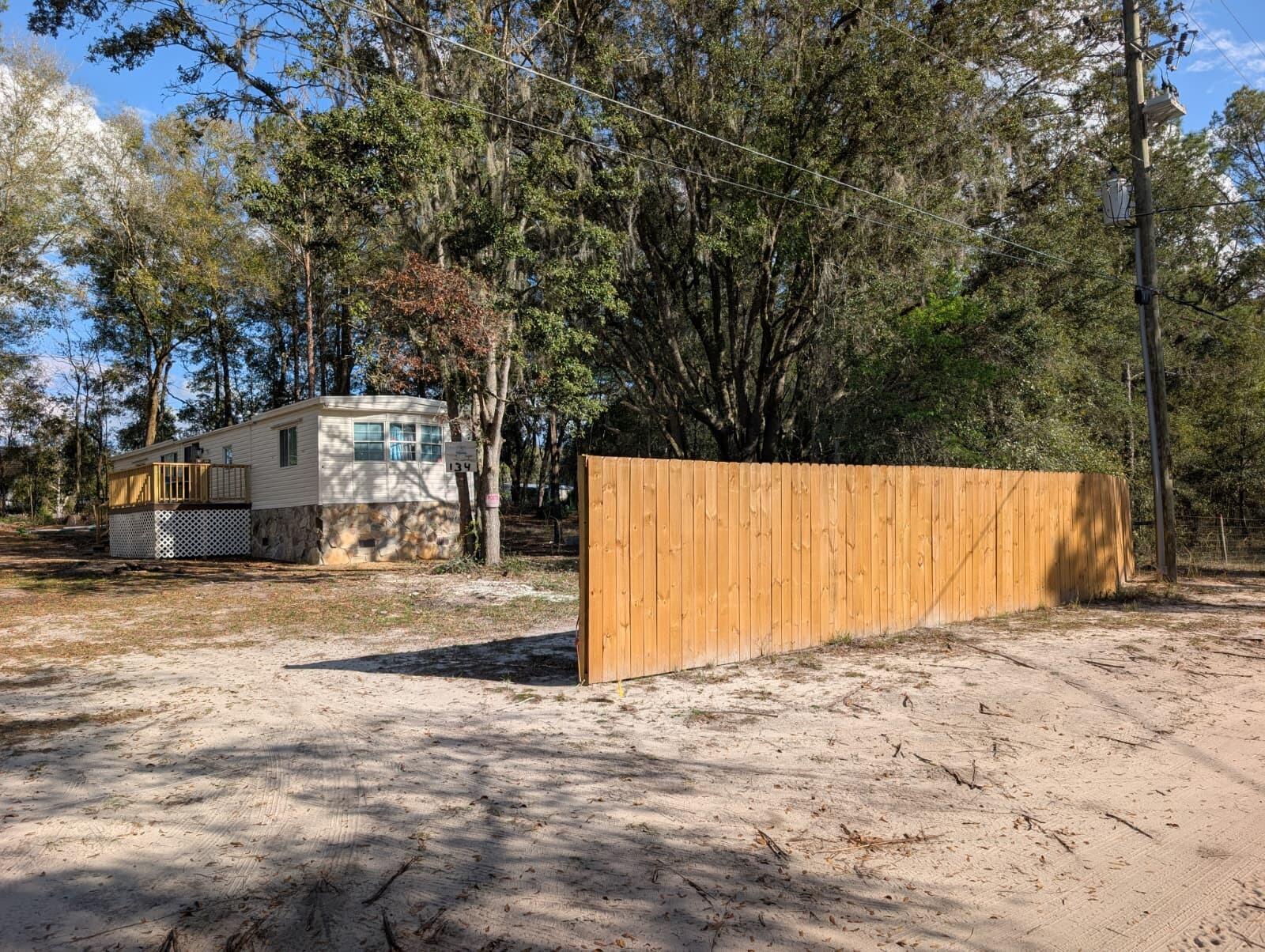 FOUR LAKES COMMUNITY - Residential