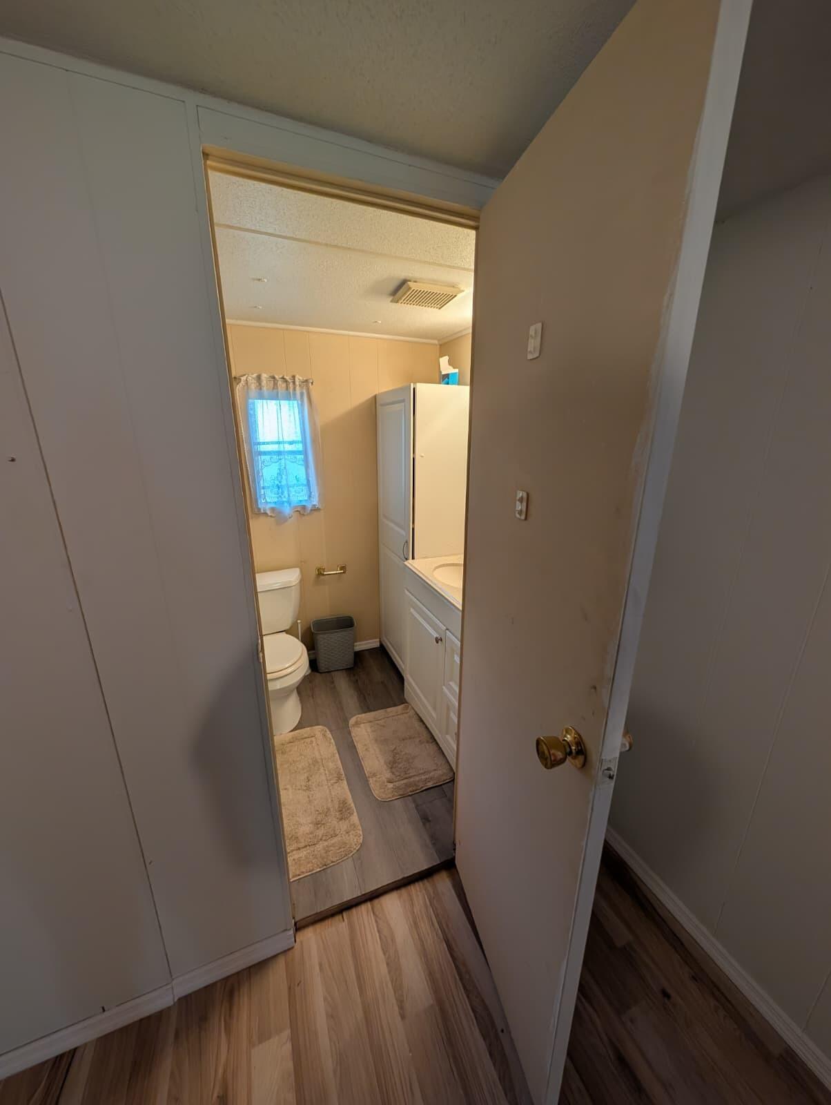 FOUR LAKES COMMUNITY - Residential