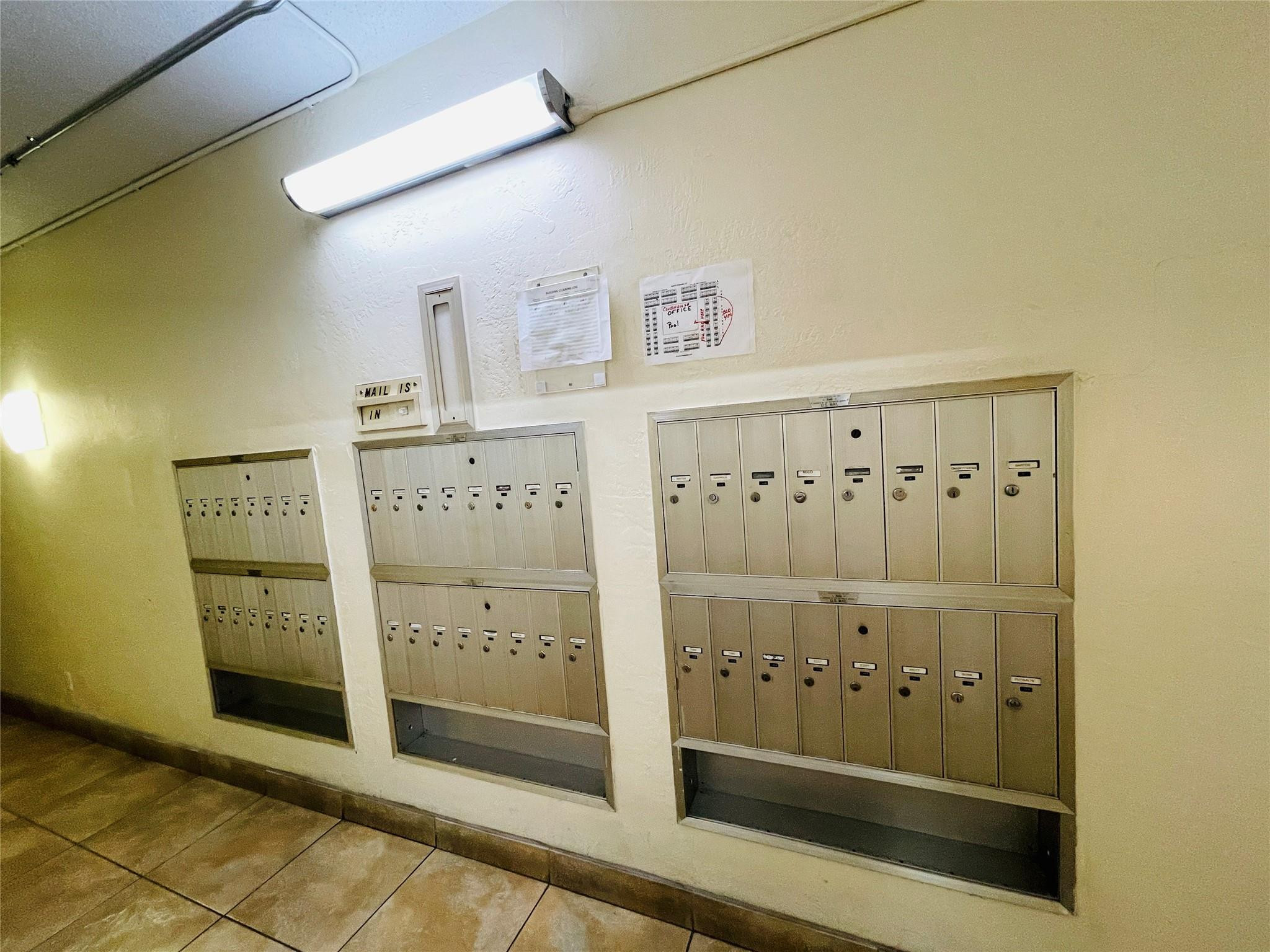 BARCELONA NORTH - Residential