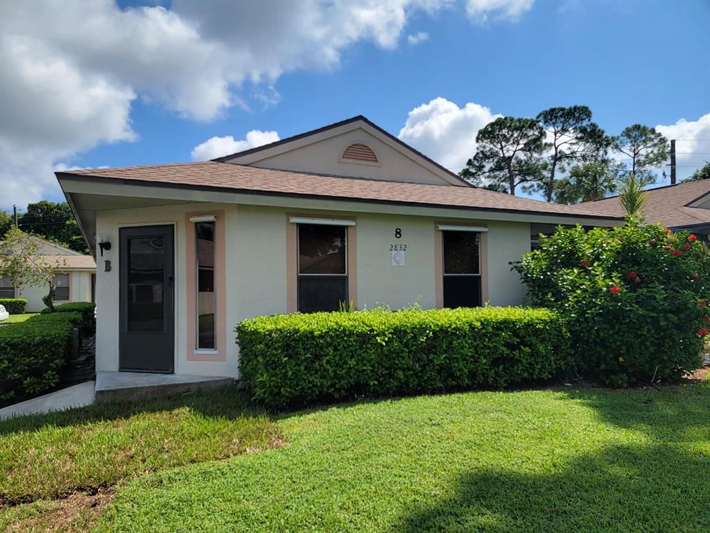 Photo of 2832 Stoneway Lane #Apt B, Fort Pierce, FL 34982 (MLS # R10743708)