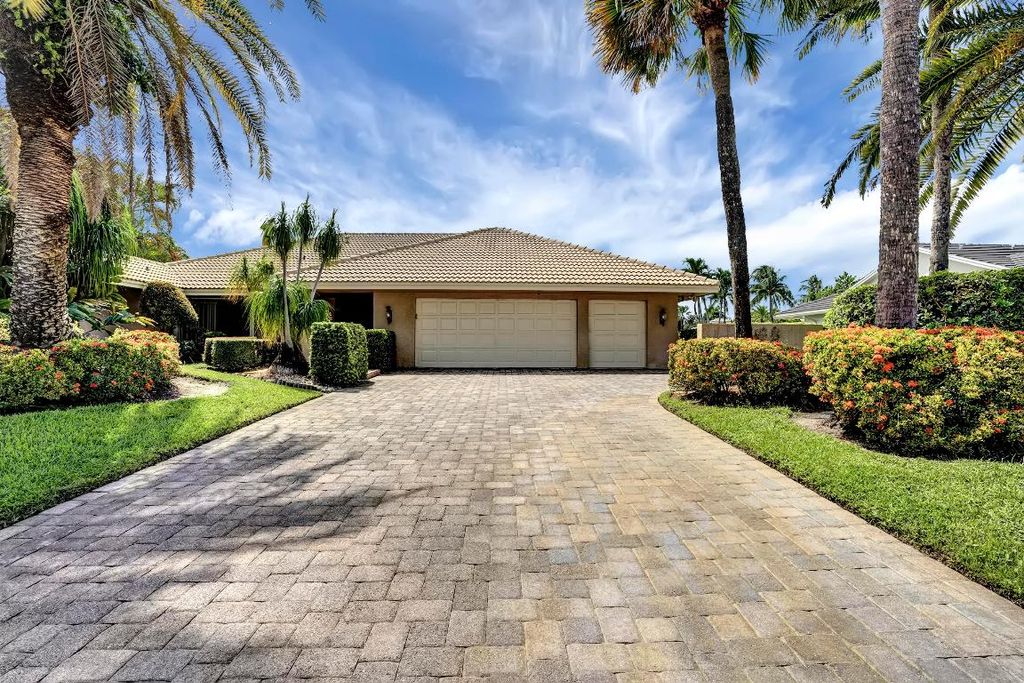 Photo of 16741 Rose Apple Drive, Delray Beach, FL 33445 (MLS # R10961713)