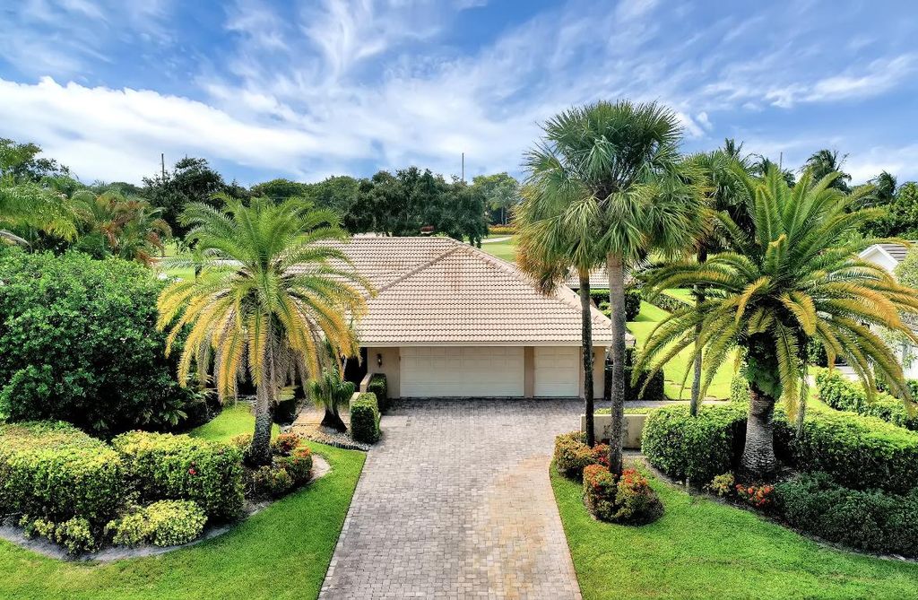 Photo of 16741 Rose Apple Drive, Delray Beach, FL 33445 (MLS # R10961713)