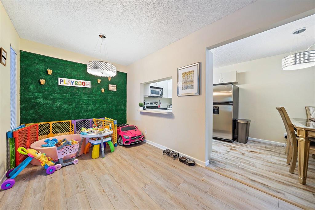 Pine Ridge Condos at Martin Down - Residential