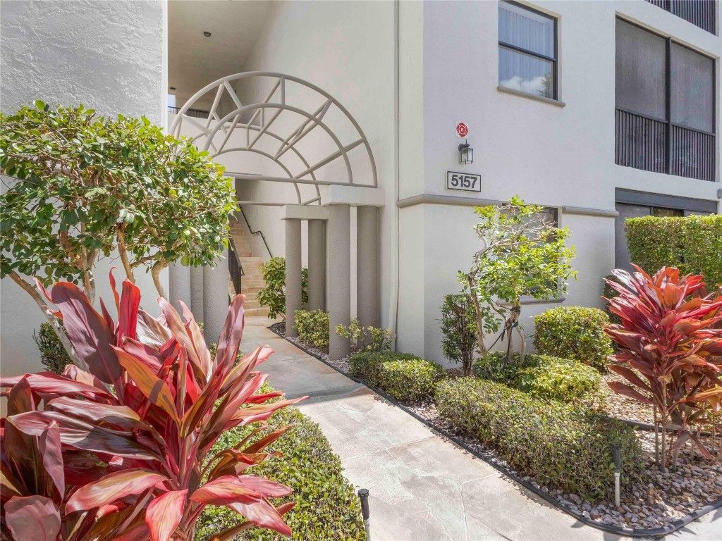 Photo of 5157 Floria Way #J, Boynton Beach, FL 33437 (MLS # F10511933)