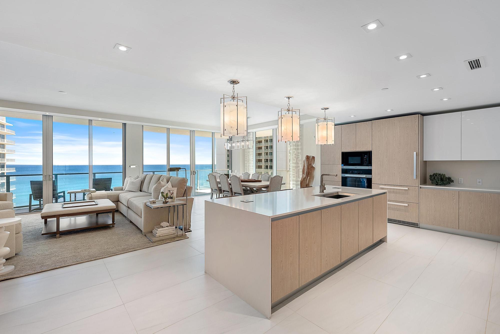3100 N Ocean Drive P-1605