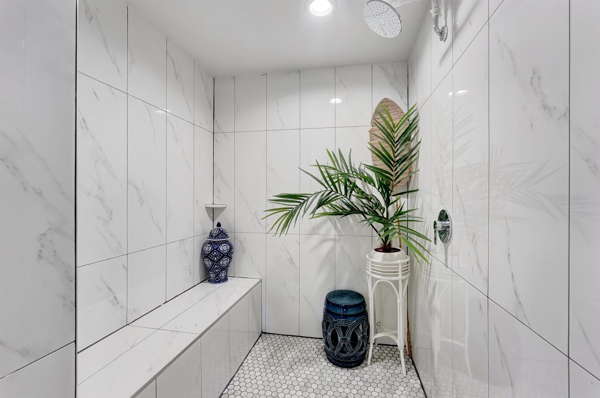 BOCA VILLA APTS - Residential Lease