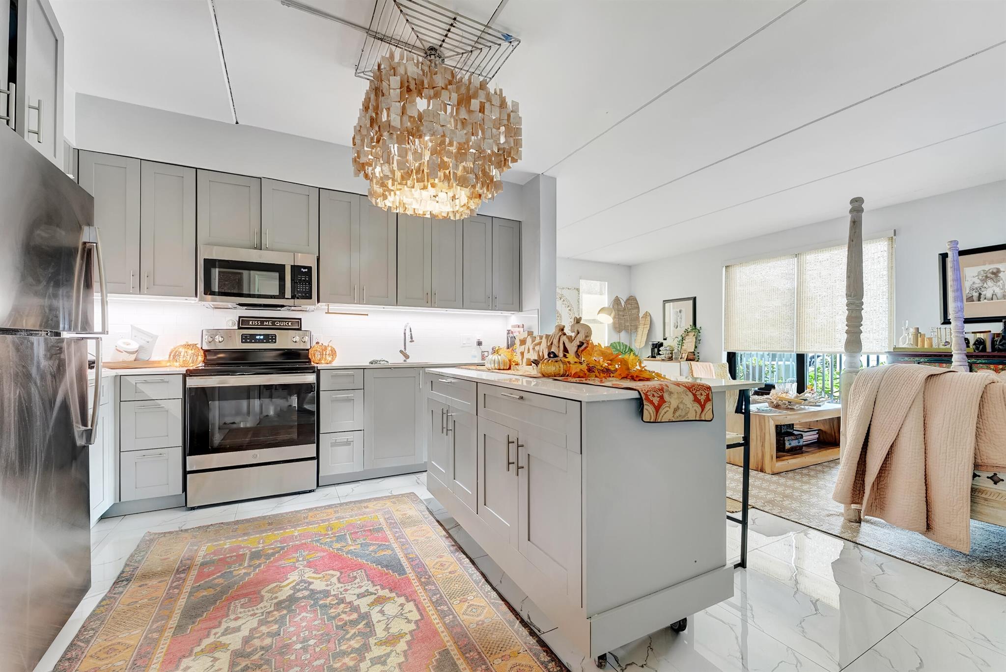 BOCA VILLA APTS - Residential Lease