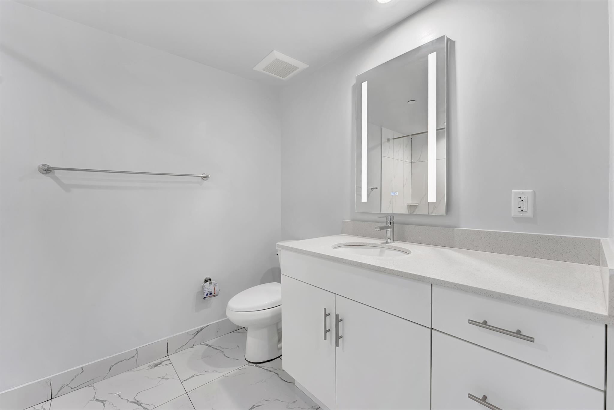 BOCA VILLA APTS - Residential Lease