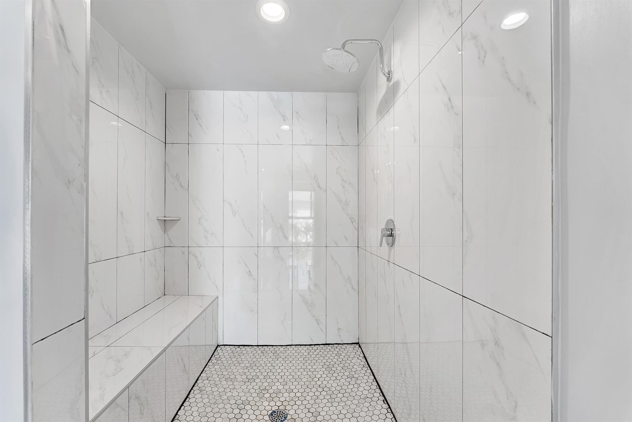 BOCA VILLA APTS - Residential Lease