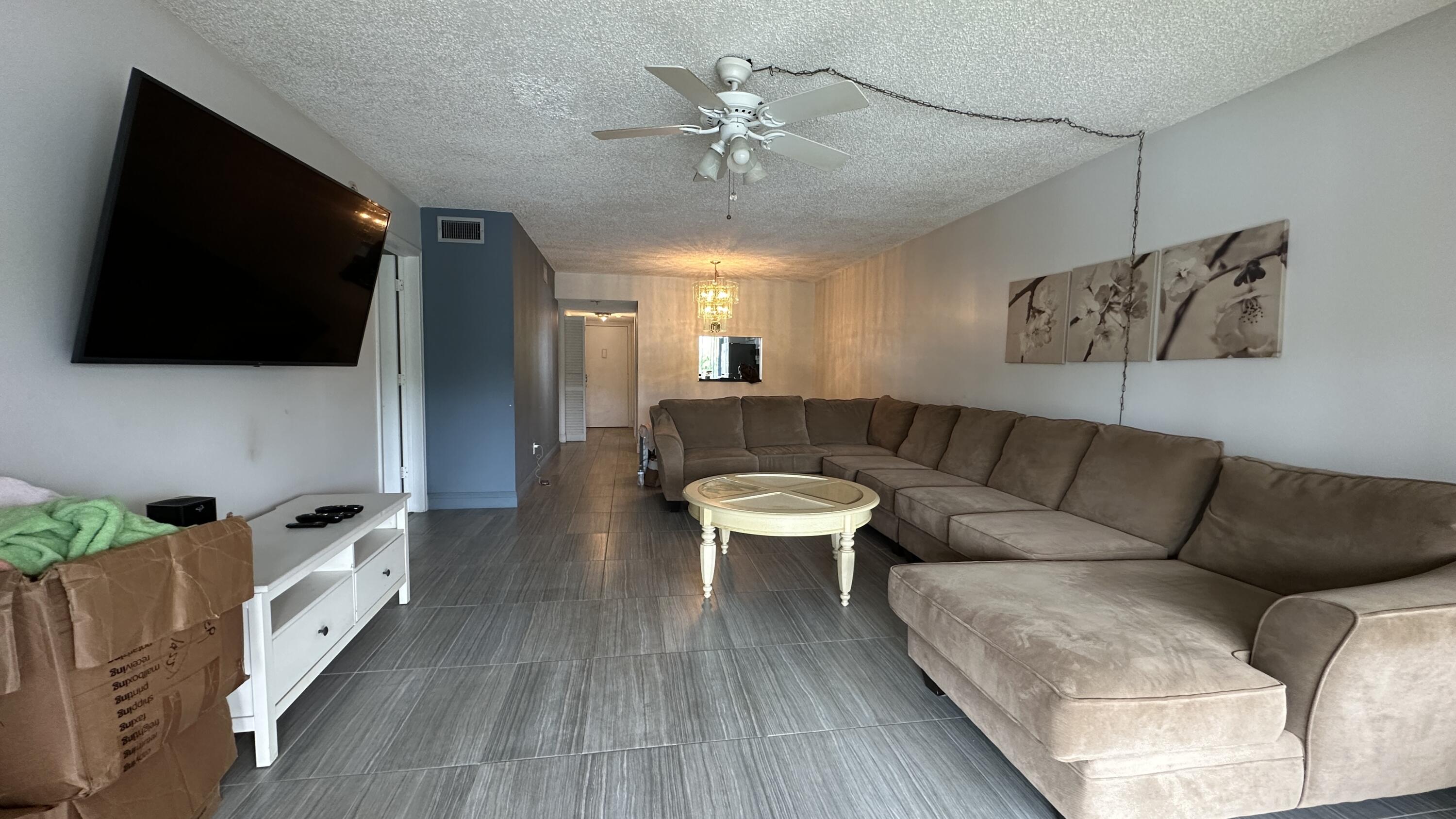 3601 Inverrary Drive 206