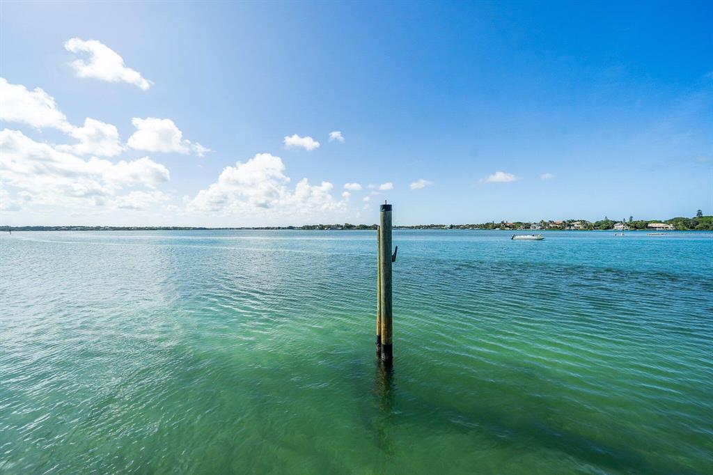 RIO VISTA OF ISLAND SHORES - Land