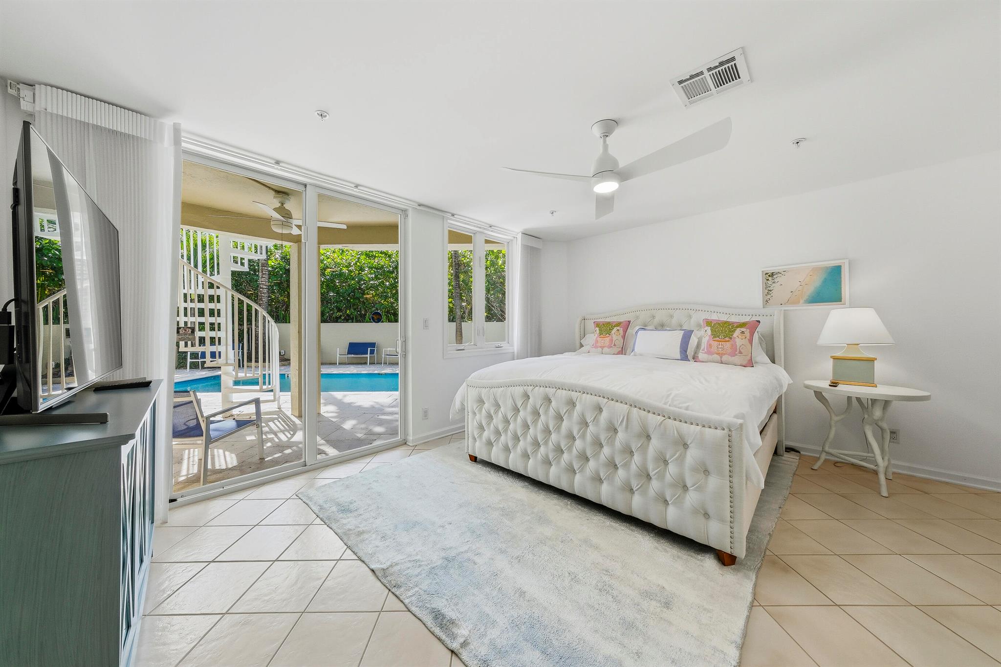 Pelican Beach Condos - Residential Lease