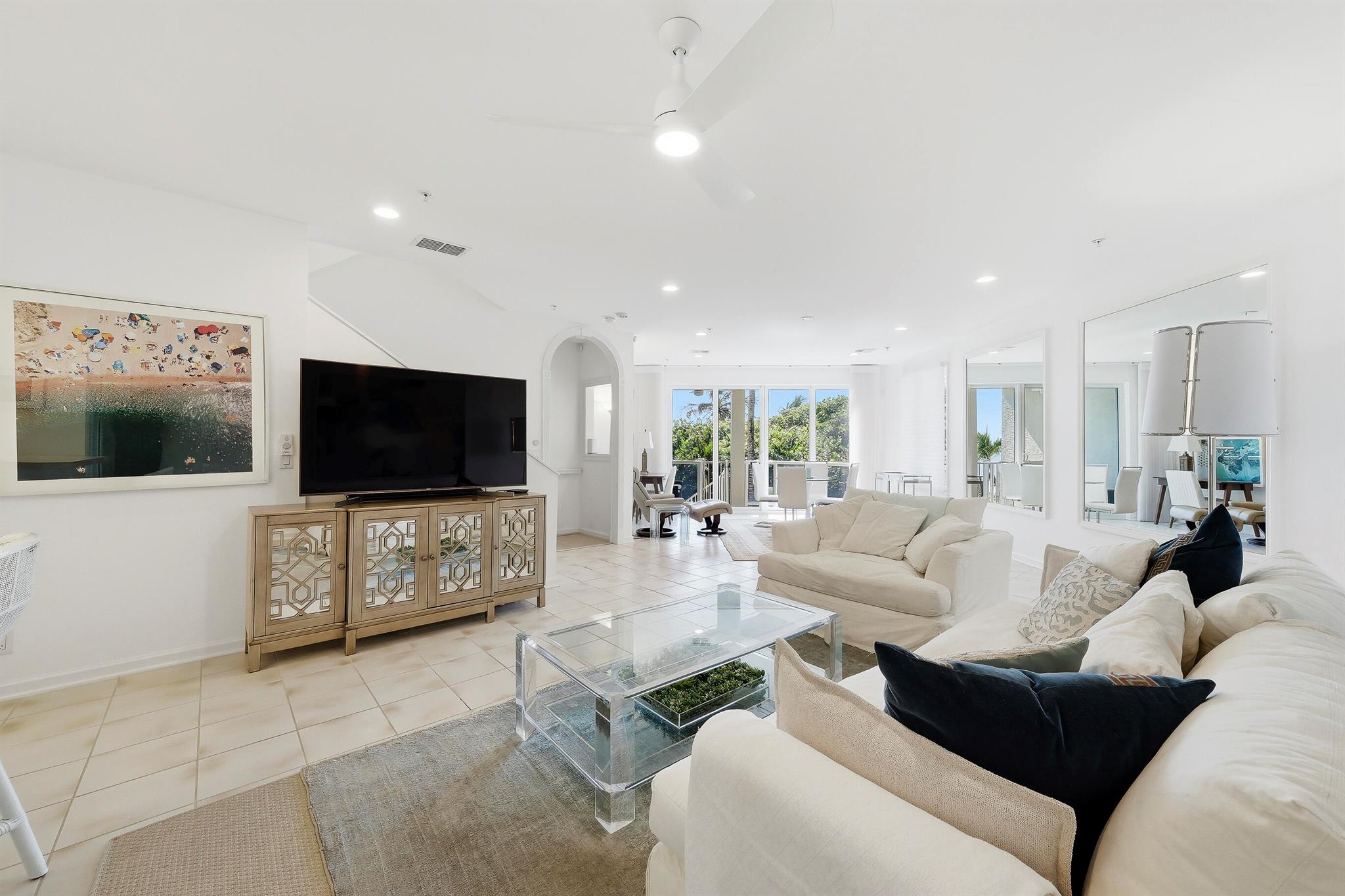 Pelican Beach Condos - Residential Lease