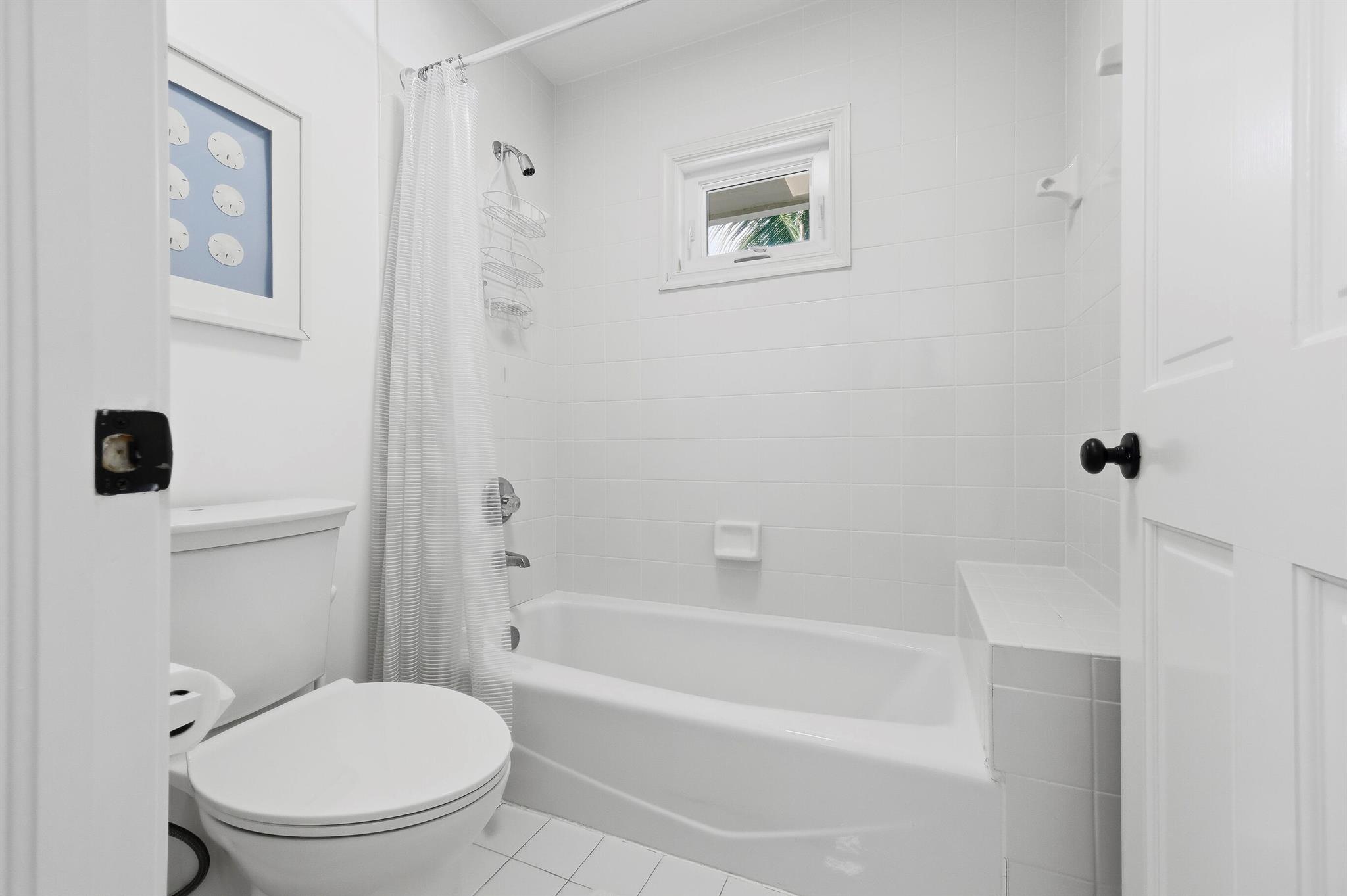 Pelican Beach Condos - Residential Lease