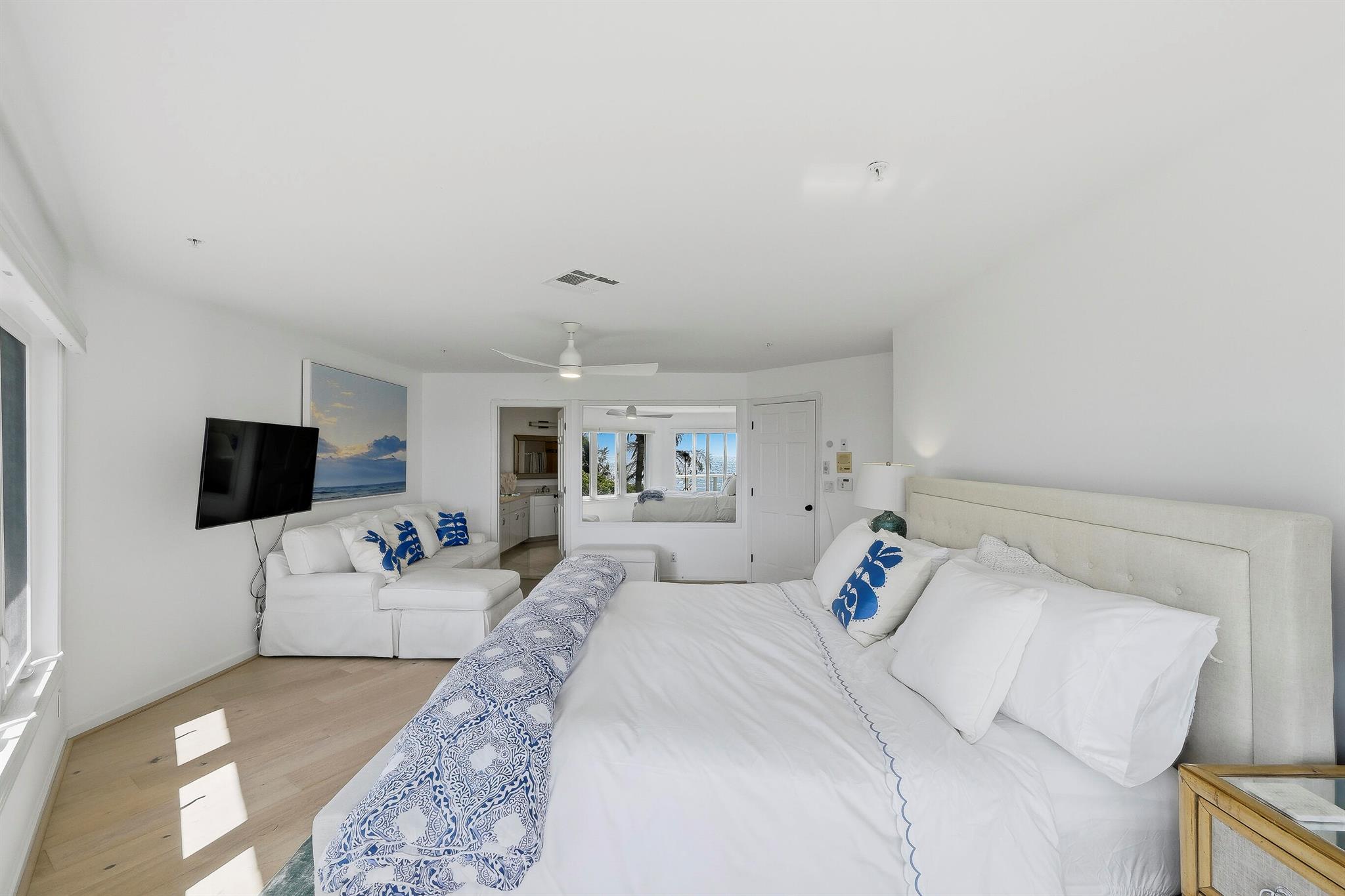 Pelican Beach Condos - Residential Lease