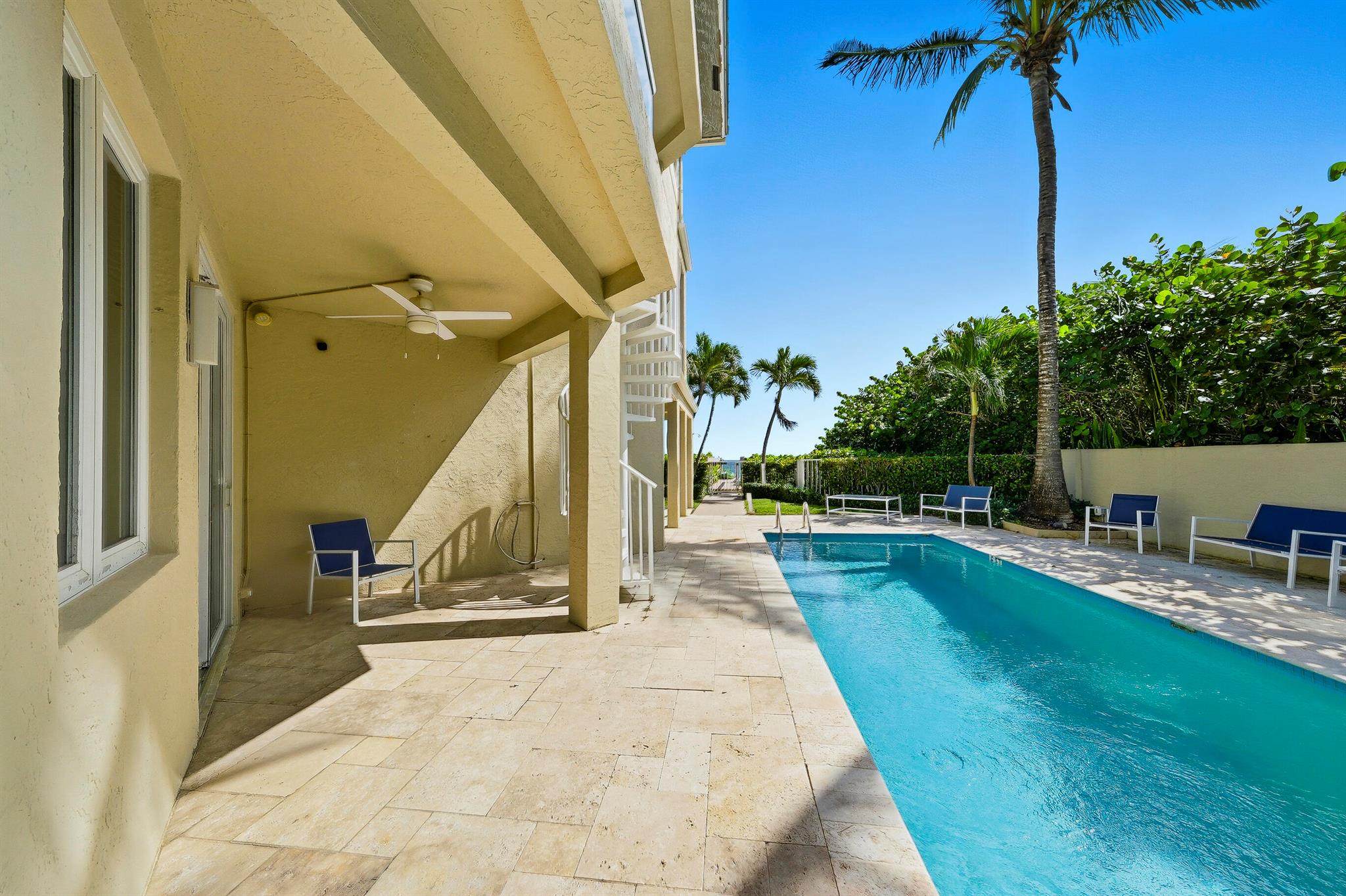 Pelican Beach Condos - Residential Lease