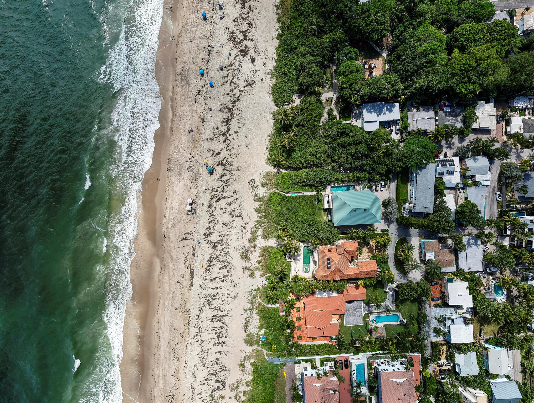 Pelican Beach Condos - Residential Lease