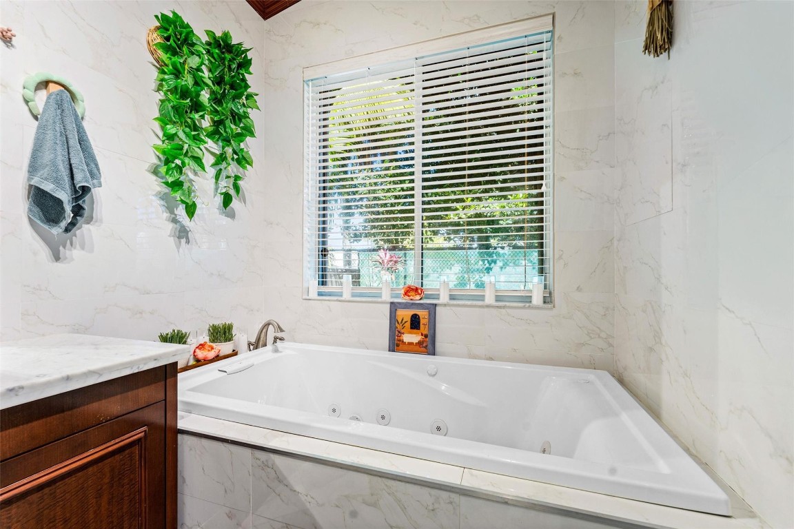 Regency Lakes At Coconut - Residential