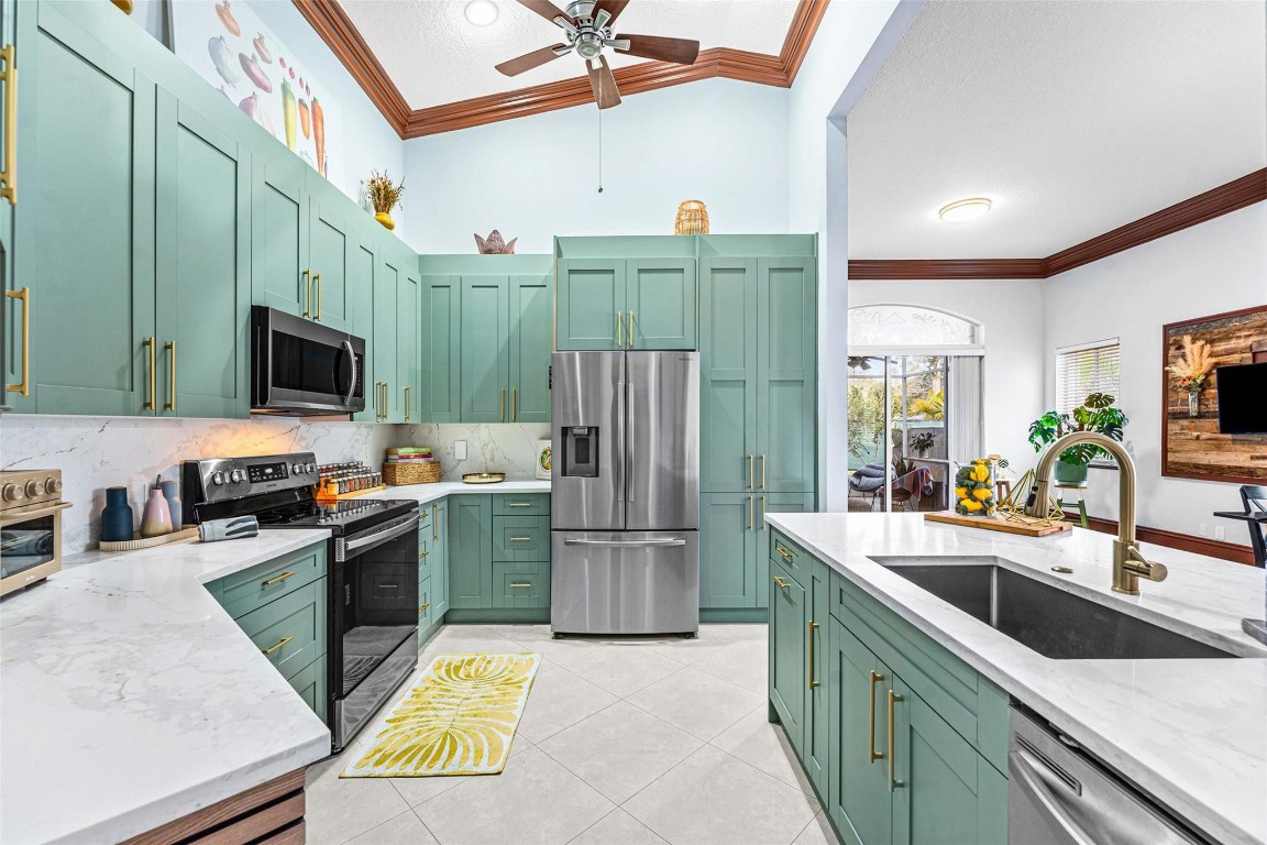 Regency Lakes At Coconut - Residential