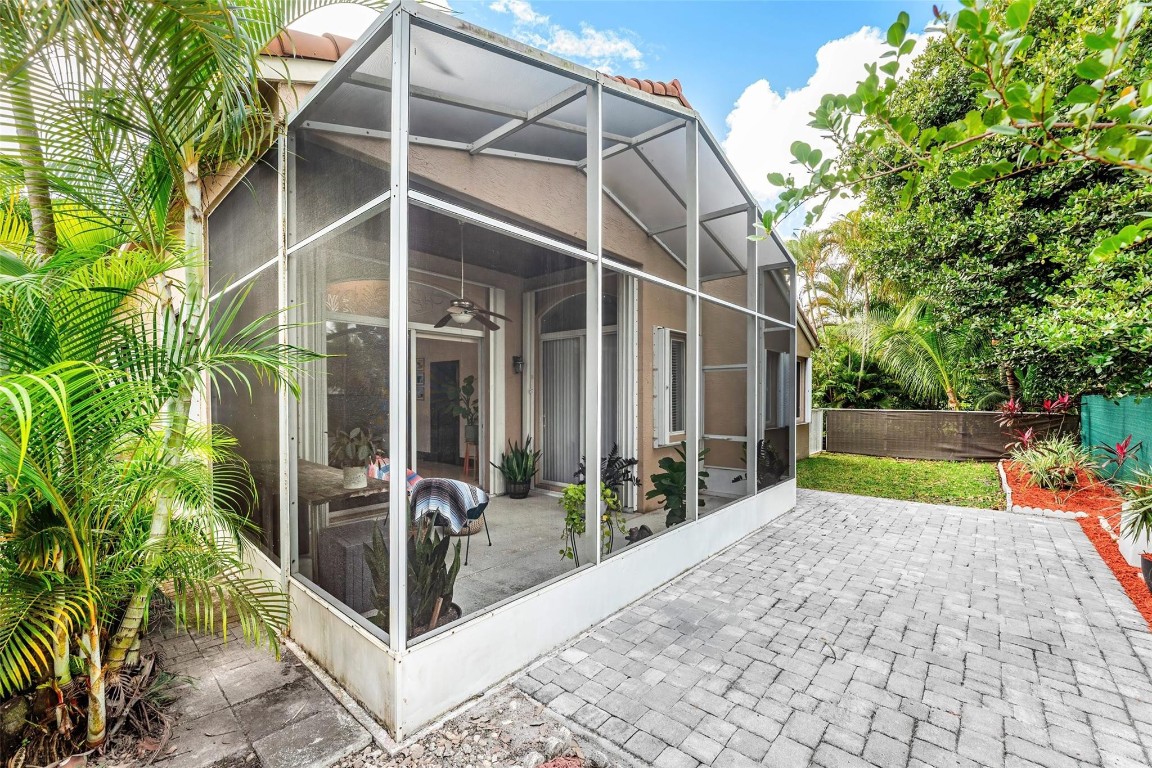 Regency Lakes At Coconut - Residential