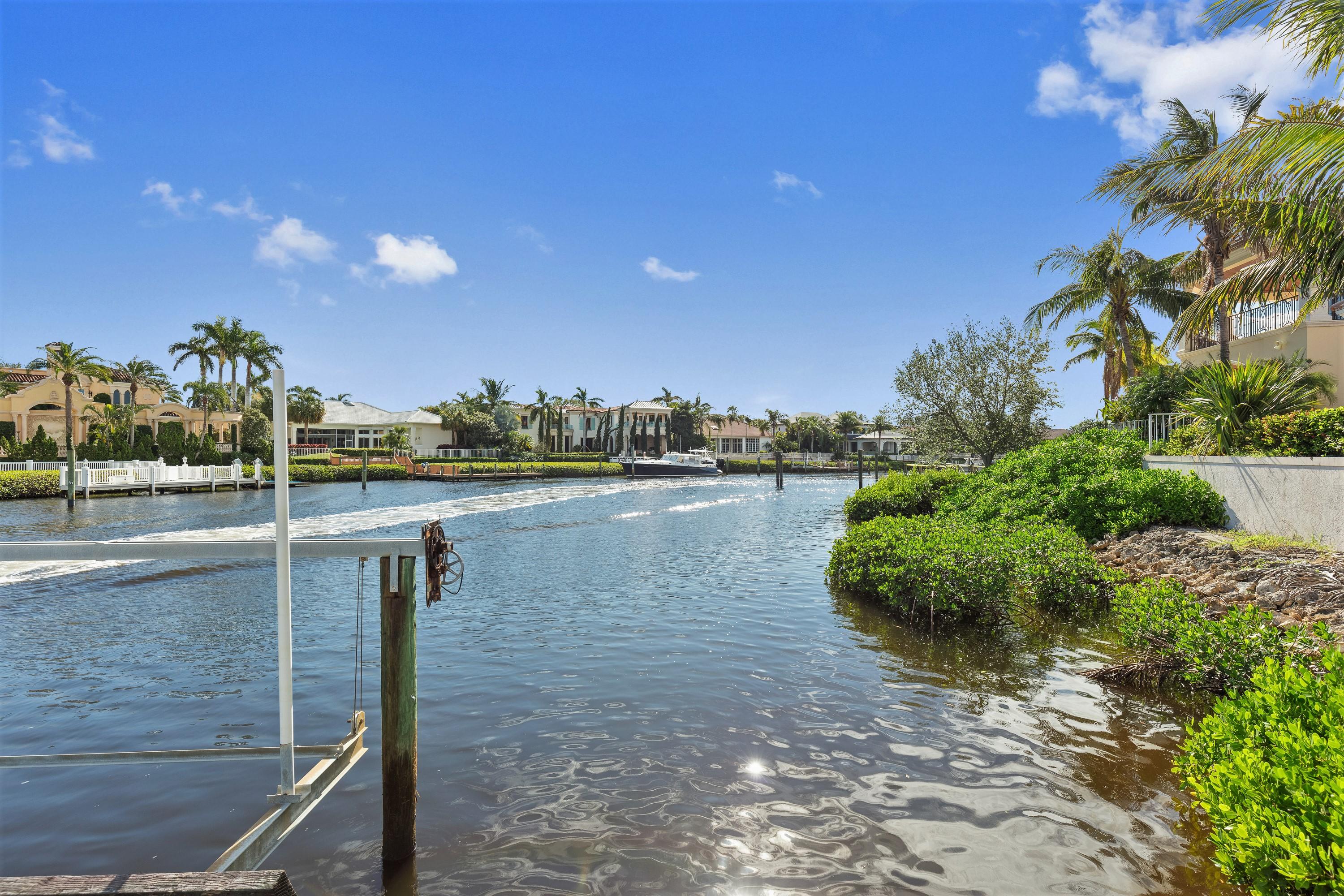 ADMIRALS COVE - Residential