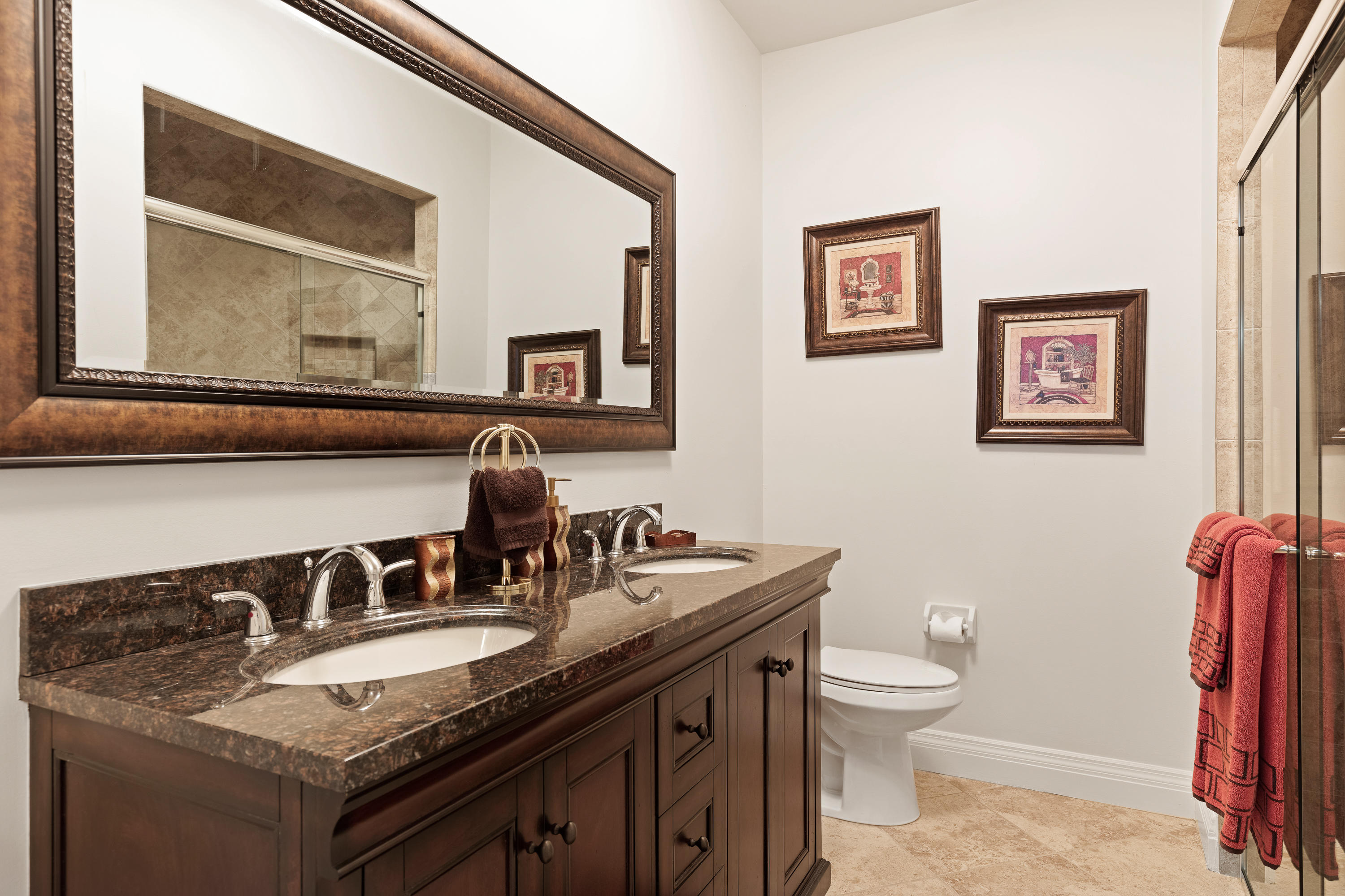 ADMIRALS COVE - Residential