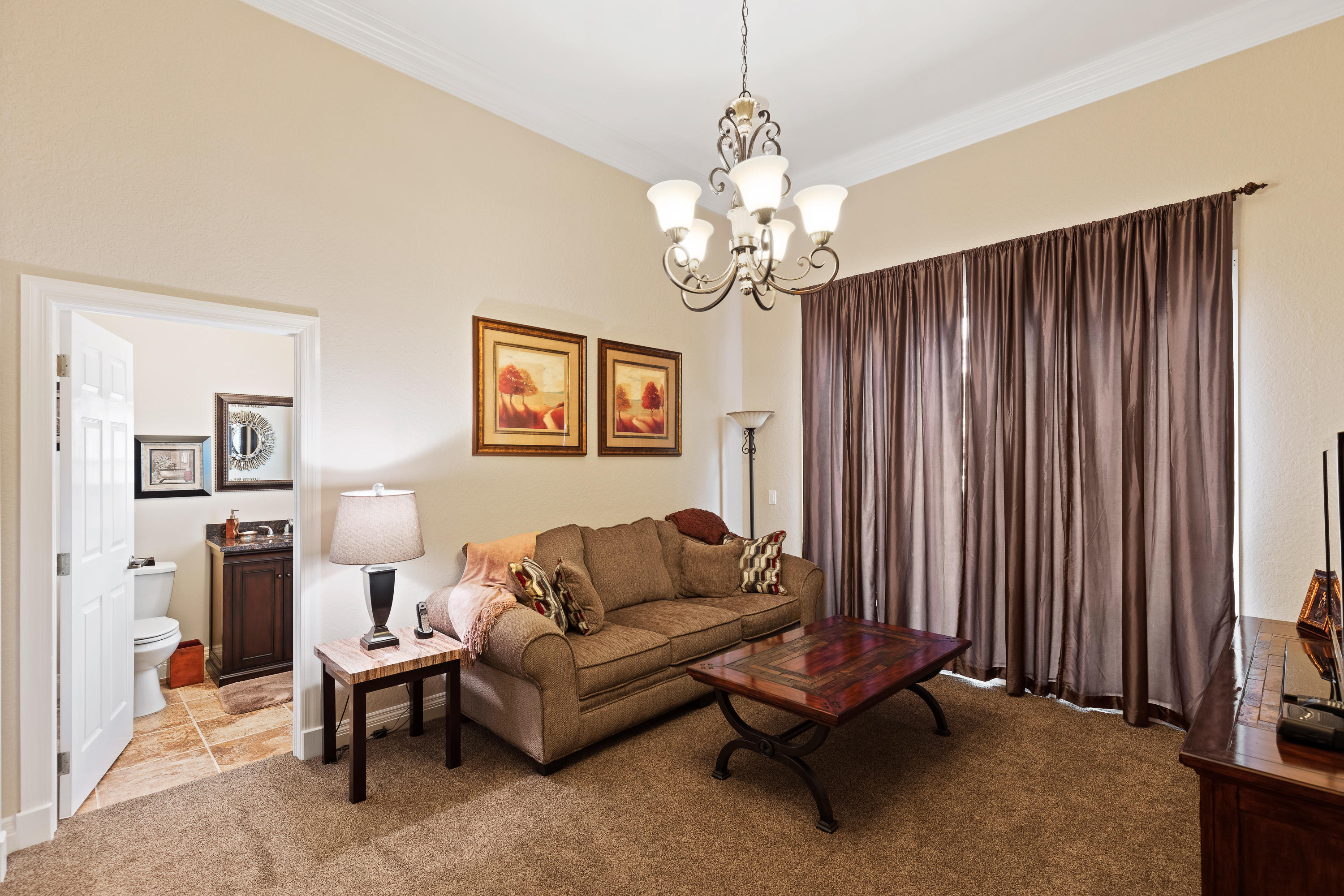 ADMIRALS COVE - Residential