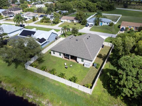 A home in Port St Lucie