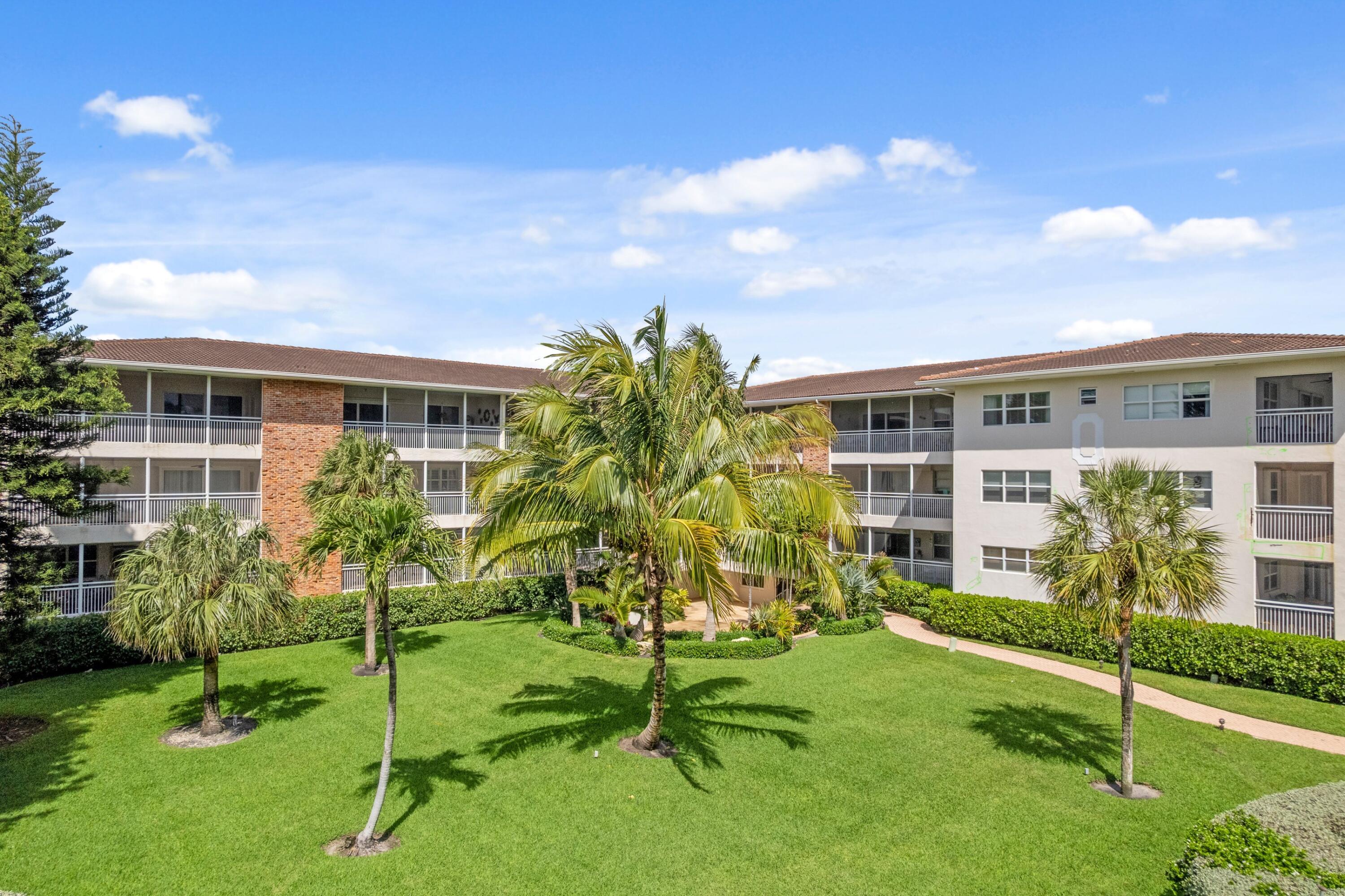 BOCA CAPRI CONDO APTS SLY 218 FT OF ELY - Residential