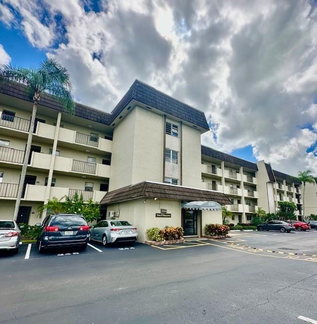 6080 NW 44th St 205