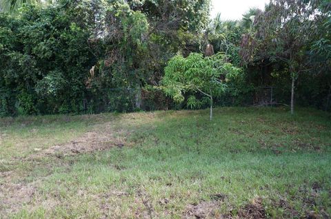 A home in Lake Worth