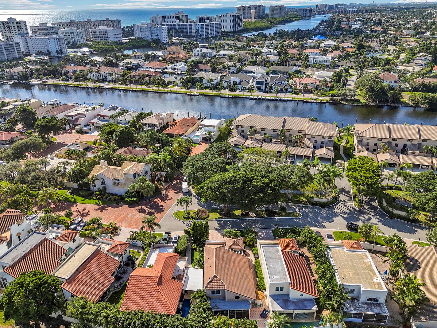 PELICAN HARBOR PH 4 - Residential