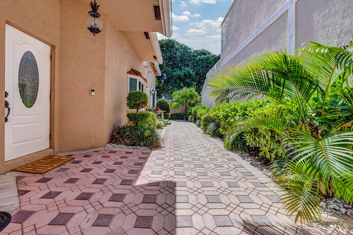 341 Pelican Way
