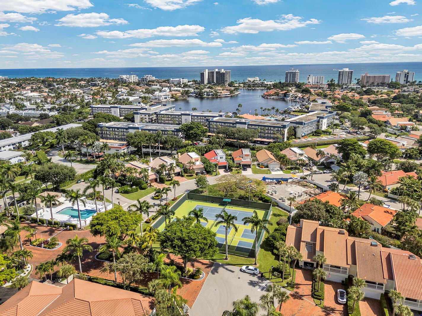 PELICAN HARBOR PH 4 - Residential