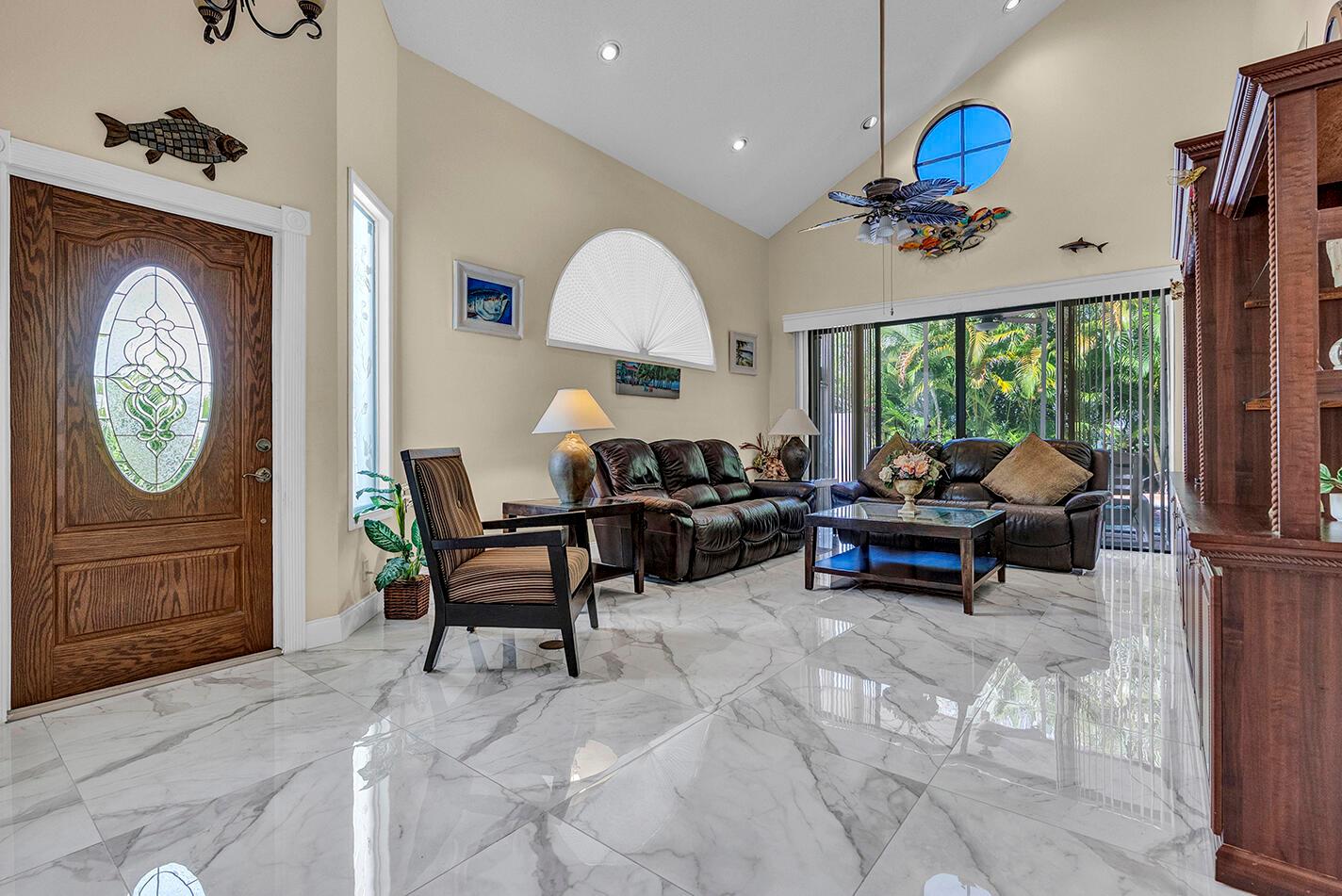 PELICAN HARBOR PH 4 - Residential